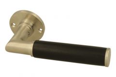 Einzelner Türgriff modell “Bauhaus” Nickel matt